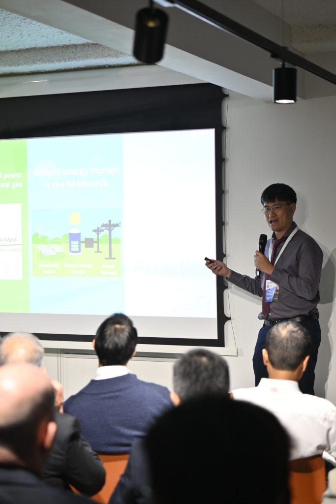 Past TERA-Award winners, including i2Cool, Luquos Energy, and Gazelle Wind Power, return to share their growth journeys and demonstrate new developments in their climate solutions.